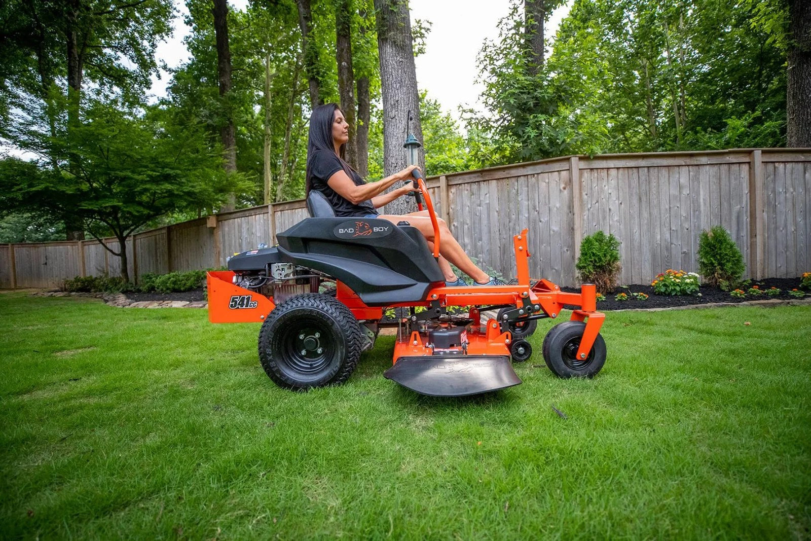 2022 Bad Boy MZ Rambler Zero-Turn Lawn Mower – 42-Inch Deck, Kohler Engine (Model BMZ4219KO)